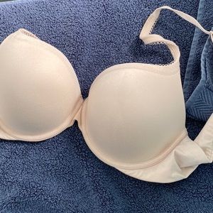 Body by Victoria bra 38b EUC